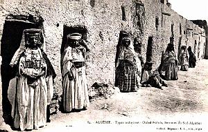 BISKRA - FEMMES OULEDS-NAYLS
